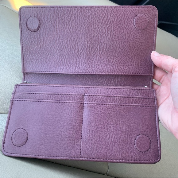 Matt & Nat Vegan Wallet - Picture 5 of 10